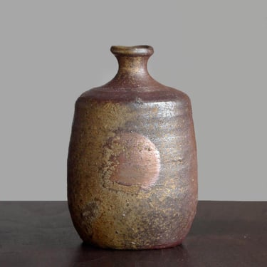 Vintage Bizen Ware Wood-Fired Sake Bottle | Natural Ash & Reddish Brown Surface 