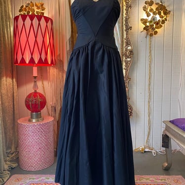 vintage 1940s black taffeta gown, 40s formal prom dress, jean carol, full skirt 
