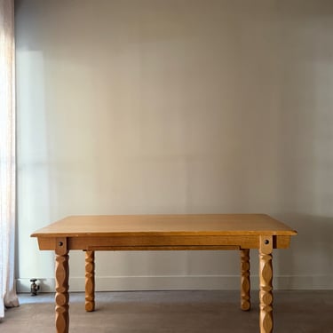 Danish oak dining table with extensions