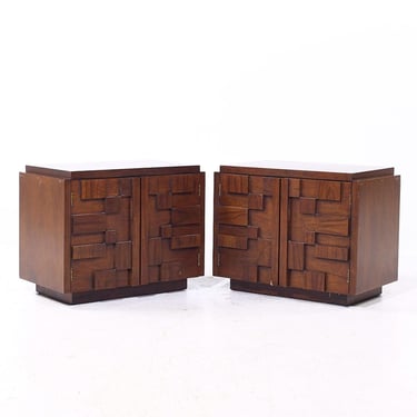 Lane Staccato Mid Century Brutalist Walnut Nightstands - Pair - mcm 