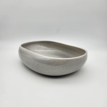 American Modern Oval Bowl by Russell Wright for Steubenville Pottery 