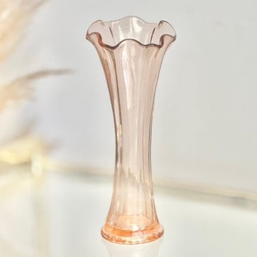 Vintage Fenton Light Pink Ribbed Swung Vase: 1940s Retro Home Decor 