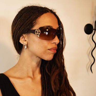 Vintage Chanel Brown Gradient Lens Rimless Shield CC Logo Sunglasses Monogram Y2K Black Silver Black Silver 