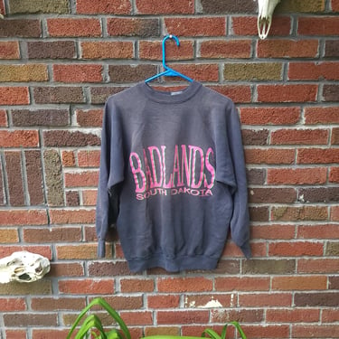 Vintage 1980's to 1990's Distressed Badlands South Dakota Graphic Sweatshirt / S to M 