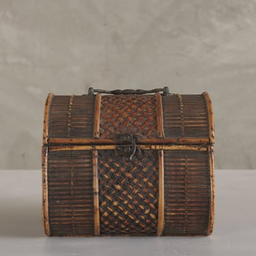JAPANESE BAMBOO CARRYING BOX, c 1905
