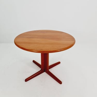 Mid century Danish SolidTeak Round dining table By Korup Design, 1970s 