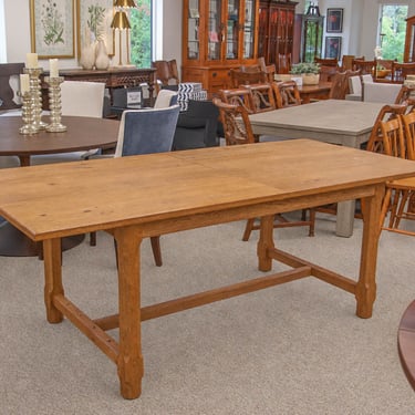 Woodbridge 'Forever' Oak Dining Table W/ 2 Leaves
