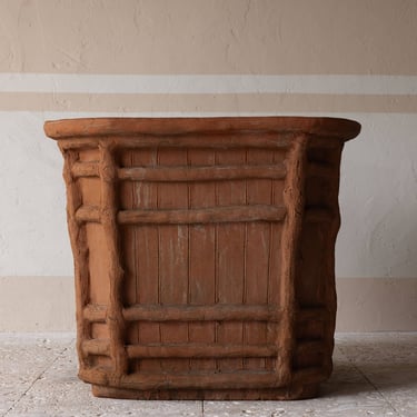 Gusto Faux Branch Terracotta Square Planter