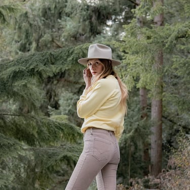 70s Vintage sweatshirt, Women's XS Small 1970's Deadstock KODEL Raglan Sweatshirt, Pale Yellow Crewneck Sweatshirt, Hipster Grunge Top 