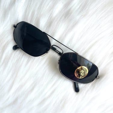 Vintage Dark Silver Frame Aviator Sunglasses 
