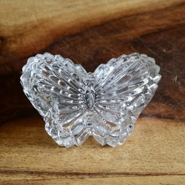 Vintage Lead Crystal Butterfly Box, Elegant Dresser Decor, Zajecar Yugoslavian Trinket Holder, Gift for Collector, Cottagecore Charm 