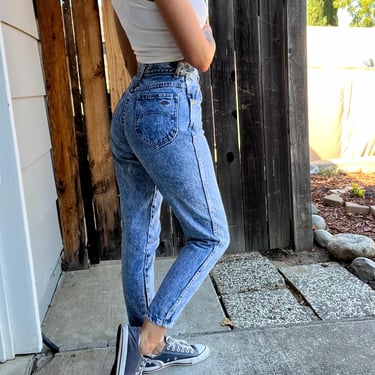 Vintage 1980s Chic High Waisted Acid Wash Jeans, 26&rdquo; Waist 