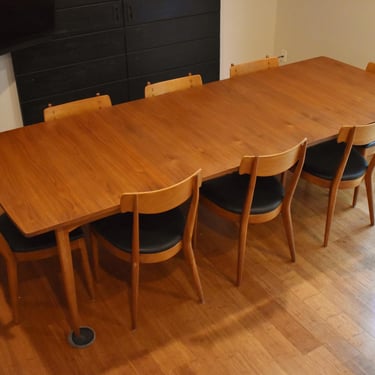 Restored Drexel Declaration extendable dining set (table and eight chairs) 