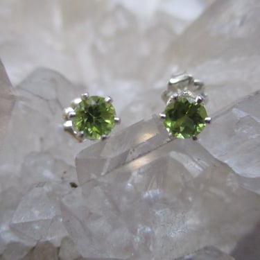 Peridot Post Earrings ~Sterling Silver~ Beautiful 4 mm Gems 