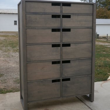 X12620A *Hardwood 12 Inset Drawer Dresser, Flat Panels, 40