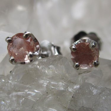 Oregon Sunstone Earrings ~Beautiful Pinkish w/ Schiller~ 14K White Gold w/4mm Sunstone 