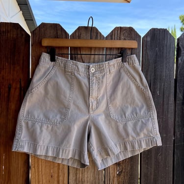 Vintage 1990s Essential Style Khaki Shorts, 30&rdquo; Waist 