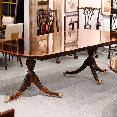 Stickley Mahogany Pedestal Dining Table