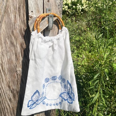 Embroidered upcycled one of a kind handbag with bamboo handles / vintage boho tote bag 