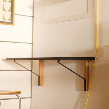 Kaari Desk by Artek