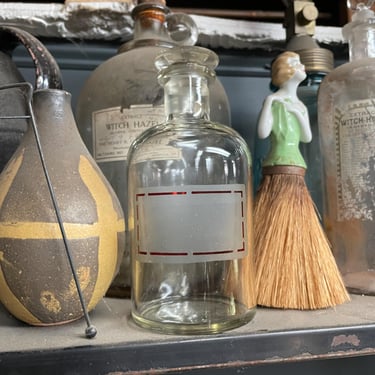 1960s Pyrex Lab Bottle with Stopper Acid Etched Label Patch Chipped Vintage Mid-Century Laboratory Prop 