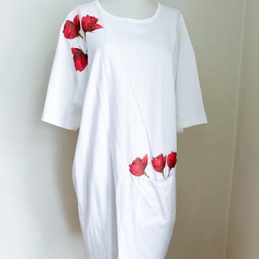 Vintage 1980s Rose Print Sleep Shirt / Tshirt Dress // one size fits many 