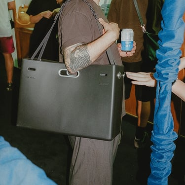 Parsel East West Clutch, XL, Deep