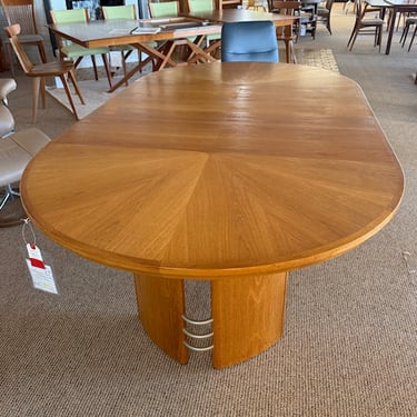 Dining Table with 2 Leaves<br />Teak Veneer<br />W 49-85 x D 49 x H 29