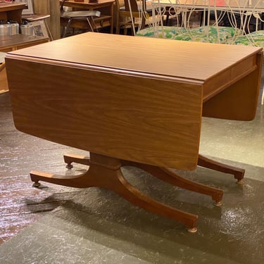Keller MFG. Co. Extending Dining Table 