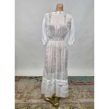 Antique Edwardian White Cotton Summer Dress w/ Floral Crochet Lace Stitch Pleats Wounded Bird 