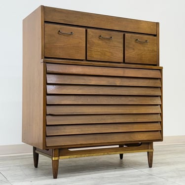American Of Martinsville 'Dania' Mid-Century Modern 6-Drawer Tall Dresser 
