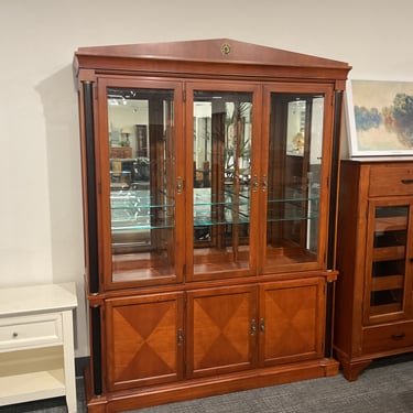 Can’t Hutch this China Cabinet