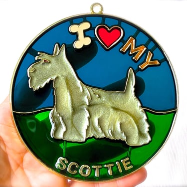 VINTAGE: 1980s - Retro Metal and Resin 
