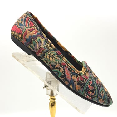 Vintage 80s Women's Flat Slip On Shoes | Dark Floral Fabric Flats | Size 7 