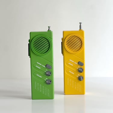 Vintage FM Walkie Talkie Set with Box, 1980s Asahi Corporation 2-Way Radios, Green Yellow Plastic Intercom Set, CEPT PR27A 