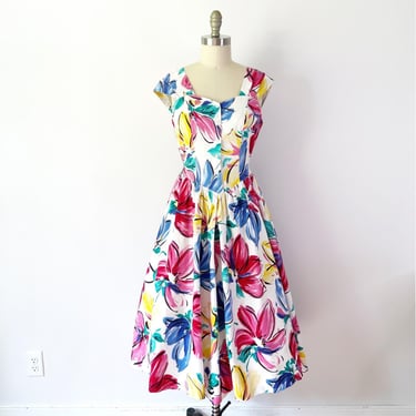 Size S/M Robbie Bee Floral Cotton Sun Dress White 1980s Vintage Pockets Tie Back 