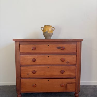 Pennsylvania Sheraton Dresser