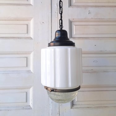 Faceted Glass Design Pendant with White and Clear Glass Globe, Schoolhouse Style Light, Antique Art Deco Light Architecture Salvage 