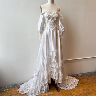 Vintage 1980s Sweetheart Neck Wedding Dress| White Satin Lace Bridal Gown | Off Shoulder Wedding Gown 