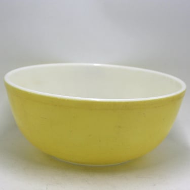 vintage Pyrex Yellow Bowl #404 