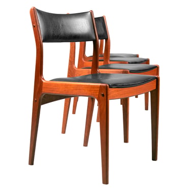 Set of 4 Uldum Danish Teak Dining Chairs by Johannes Andersen