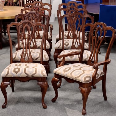 Set of 8 Queen Anne Mahogany Dining Chairs