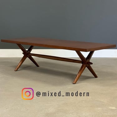 Refinished T.H. Robsjohn Gibbings for Widdicomb Walnut Oval Coffee Table 