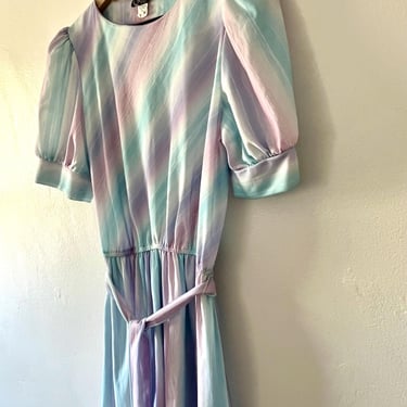 vintage 70s 80s pastel day dress / vintage midsize dress / 1970s striped dress / colorful 1980s dress / vintage daydress size 12 size 14 