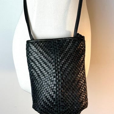 Vintage Kooba crossbody leather purse~ Black woven supple braided small compact purses 1990’s trend 