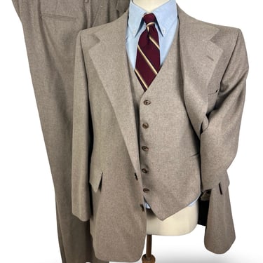 NEW Old Stock ~ Vintage 1970s Wool Flannel 3pc Suit ~ 46 R ~ vest / waistcoat ~ pants / jacket / sport coat 