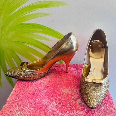 1960s gold glitter spiked bow heels 60s pointy glittery metallic high heel party shoes closed toe golden vegan pumps size 6 dreamgirls 