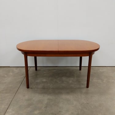 Vintage Mid Century Modern Teak Extendable Dining Table By Elliotts 