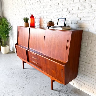 Danish Teak Highboard Sideboard Credenza circa 1960s