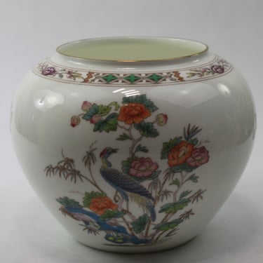 Wedgwood Kutani Crane Bone China Vase 